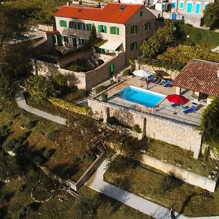 Milka Mit Privatem Pool By Interhome *