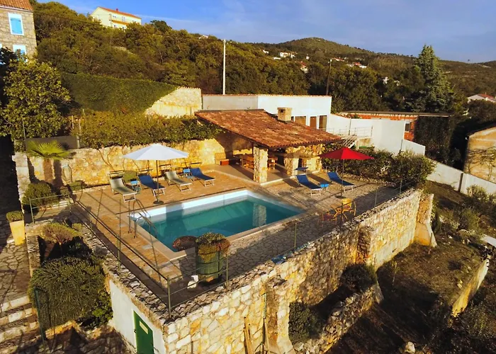 Milka Mit Privatem Pool By Interhome *