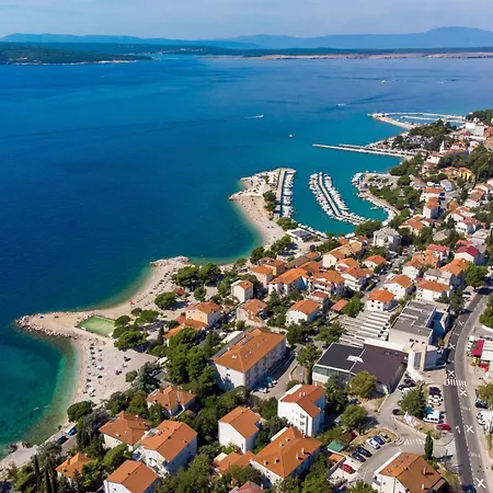 Milka Mit Privatem Pool By Interhome Crikvenica